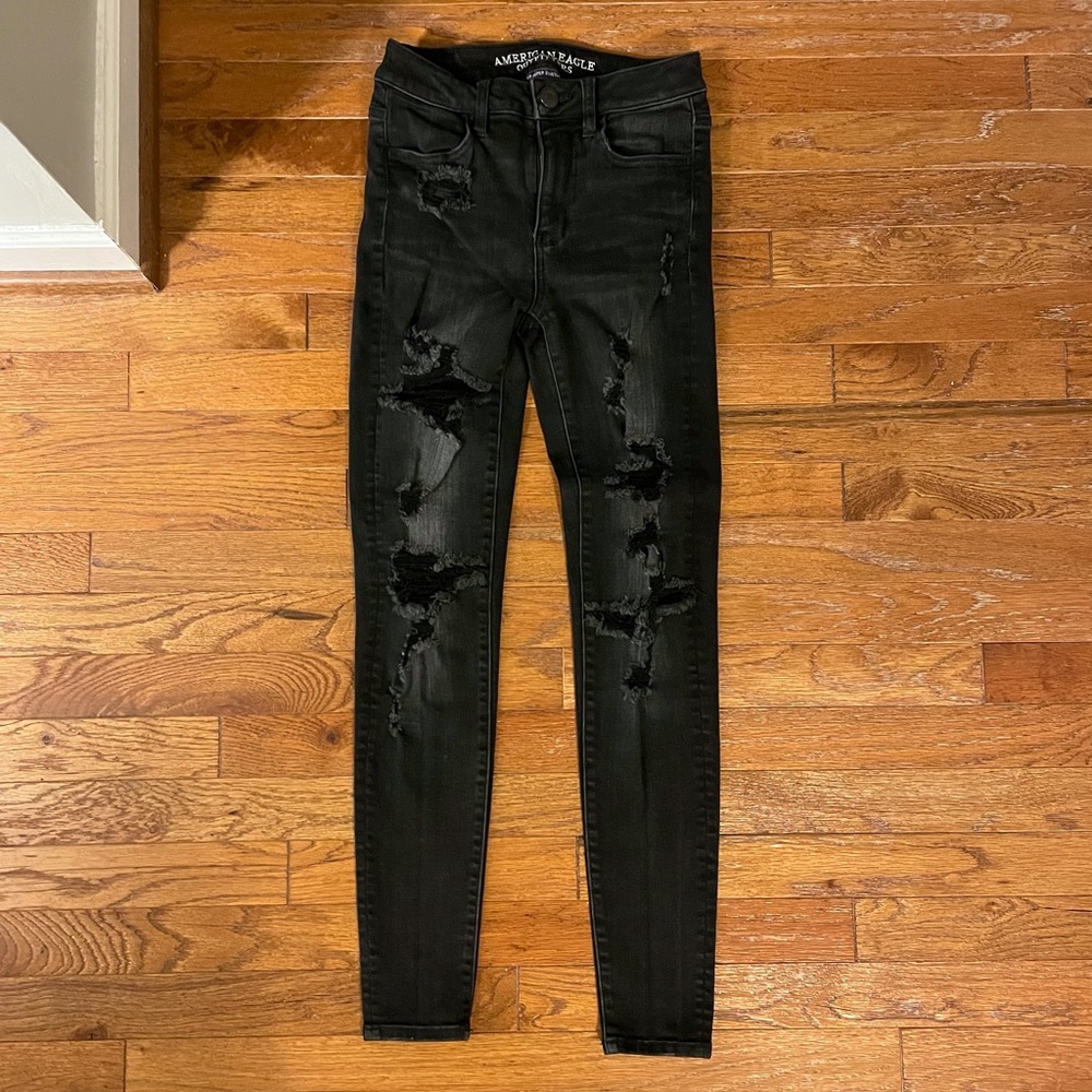 Black Ripped American Eagle Skinny Jeans